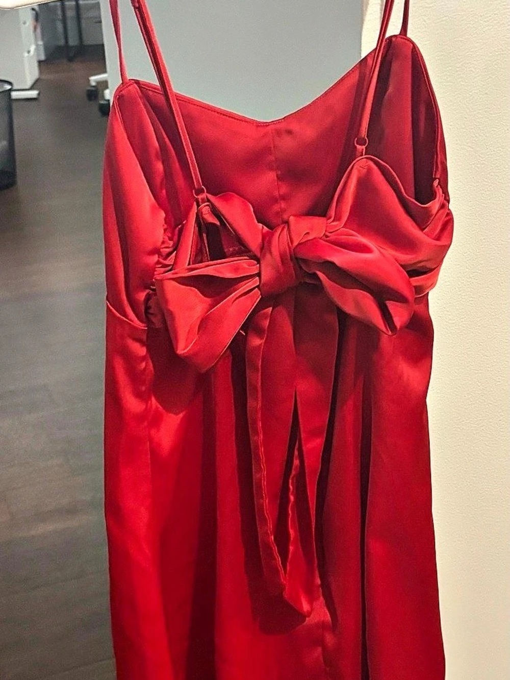 Red Midi Slip Dress Like New（Urban Outfitter